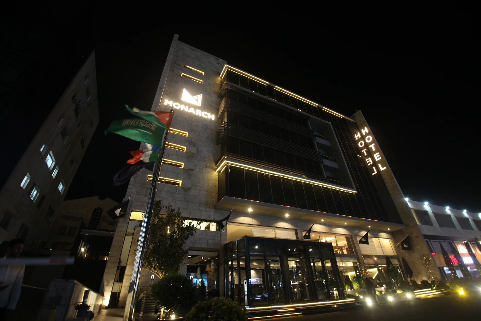 Monarch Hotel