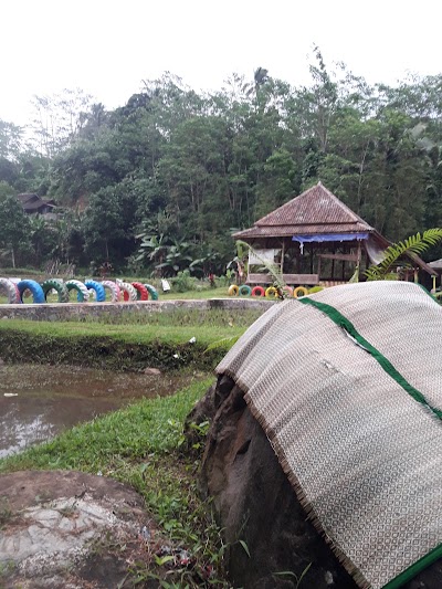 Photos of RM. Sena Mumpung