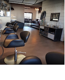 Photo n°10 de Coiffure Isabelle M à La Crèche (Salon de coiffure)