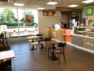 Photo n°37 de La Croissanterie à Villevaudé (Saladerie)