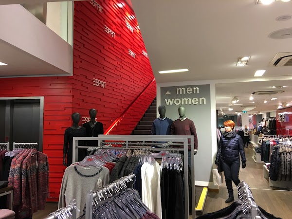 Esprit, +45 77 75 38, 48, København, Danmark