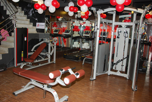 ULTIMATE FITNESS GYM