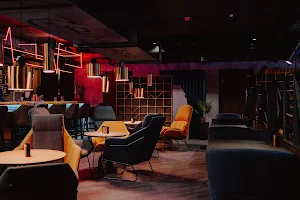 Novyy Bar image