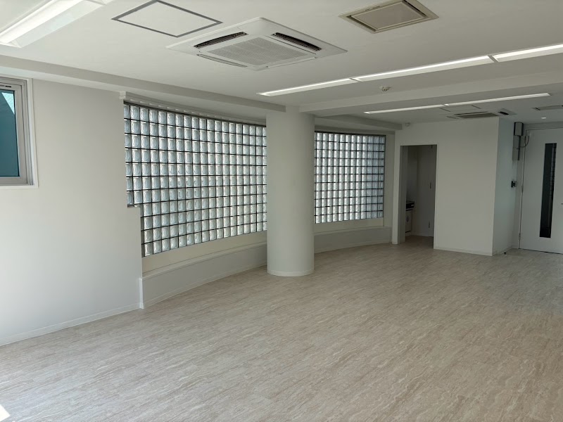 株式会社リプロス