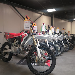 Photo n°4 de DAFY SPEED / BSM concession moto Vindry-sur-Turdine (69) à Vindry-sur-Turdine (Atelier de réparation pour motos)