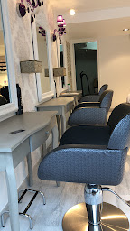 Photo n°20 de L’atelier coiffure Senlis à Senlis (Salon de coiffure)