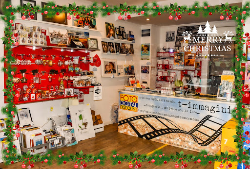 T-Immagini Fotodigital Discount Dhl Service Point Gallery - Italy