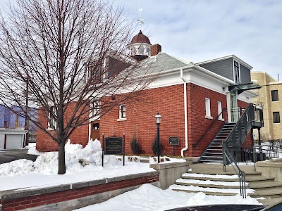 Grant Wood Studio and Visitor Center