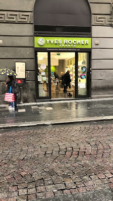 Yves Rocher Italia Via Toledo, 257, 80132 Napoli NA, Italia