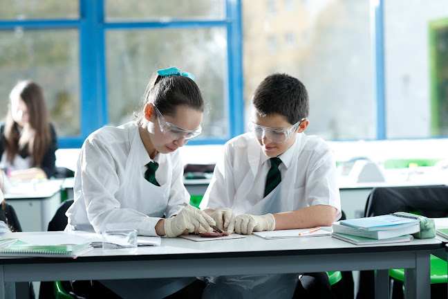 Comments and reviews of Whitefield School