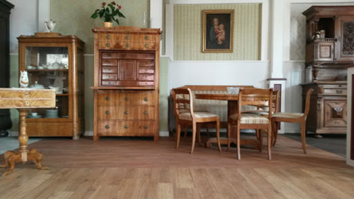 Antiquitäten & Wohnraumambiente