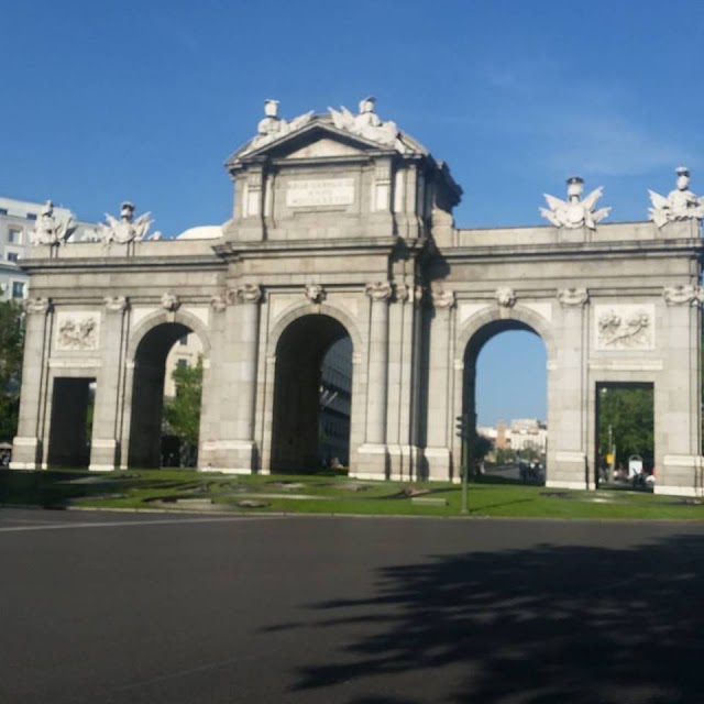 Puerta de Alcala
