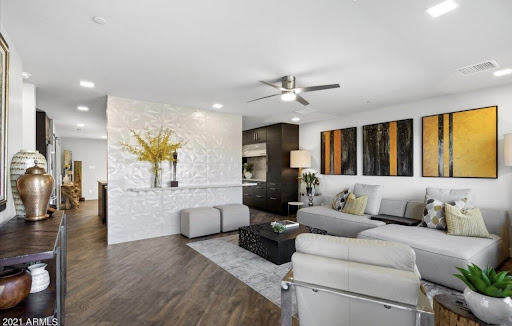 Michele Tyler: Luxury Real Estate Agent: DeLex Realty Scottsdale - Thumbnail