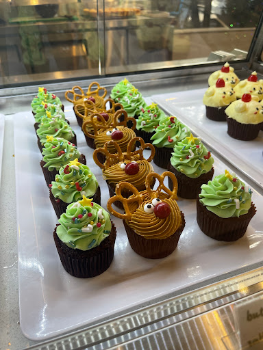 Sisie's Cake Valley - Thumbnail