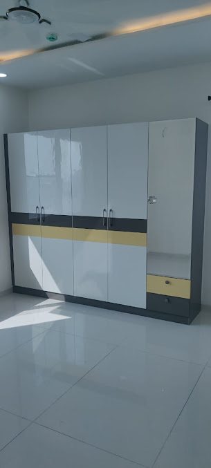 Af1qipodkfeooczoy4gtm Ghm3ce7j6d2gkwvlb9ej Z=s677 K No