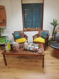 Photo n°5 de Chazelas. Jaloux Sabine à Limoges (Salon de coiffure)