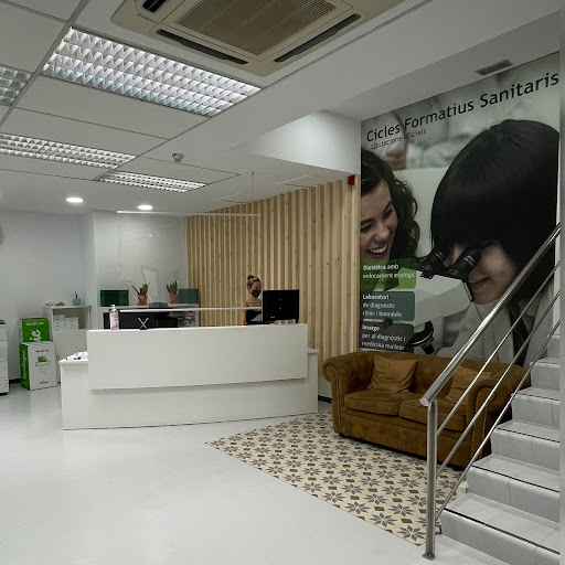 Davante MEDAC Roger de Llúria | Centro FP Barcelona