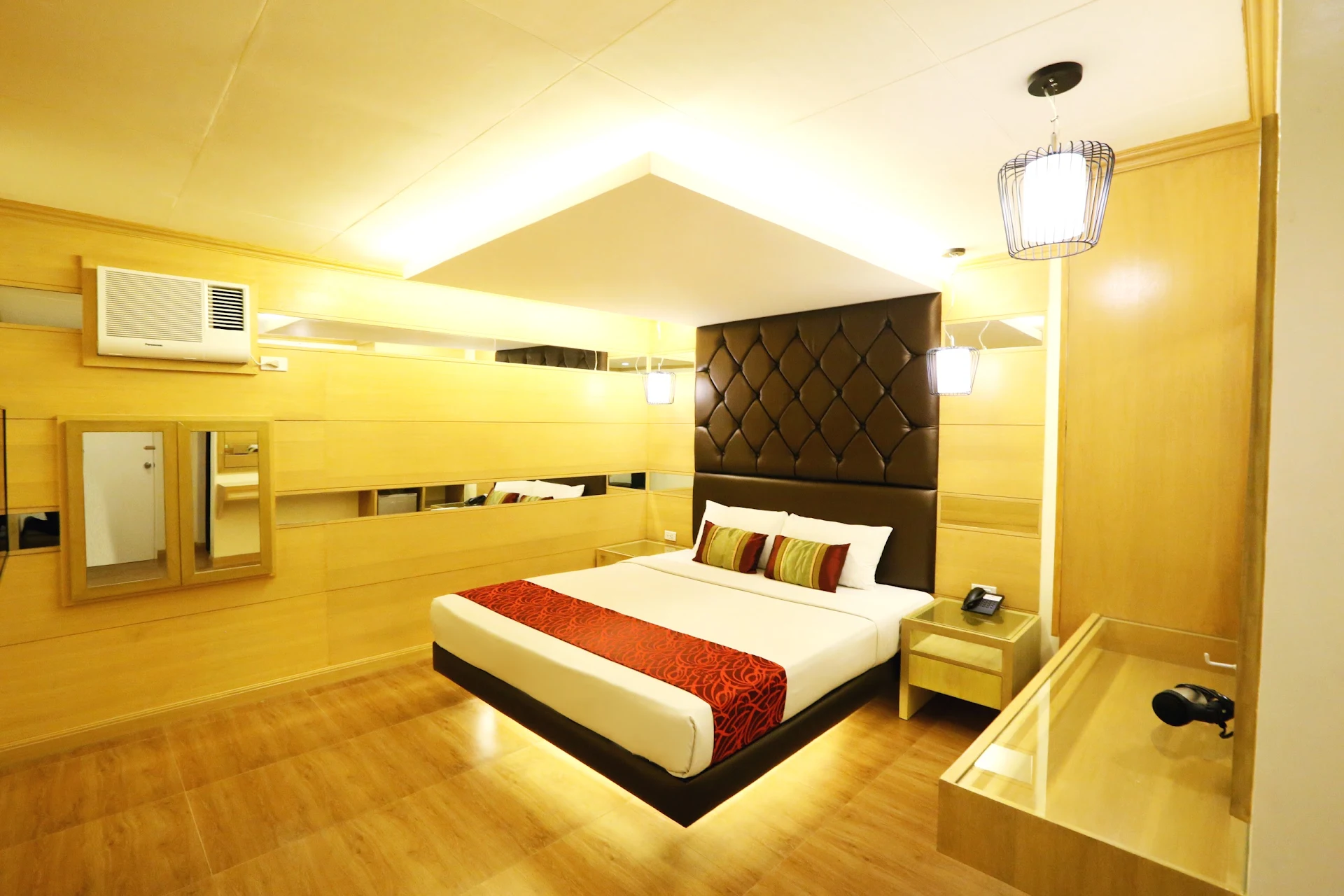 Hotel 2016 Manila