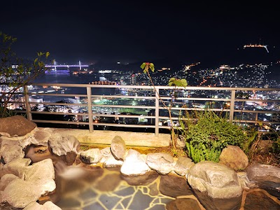 にっしょうかん新館 梅松鶴