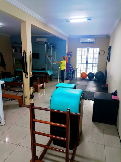 Academia Espaço Saúde Power House