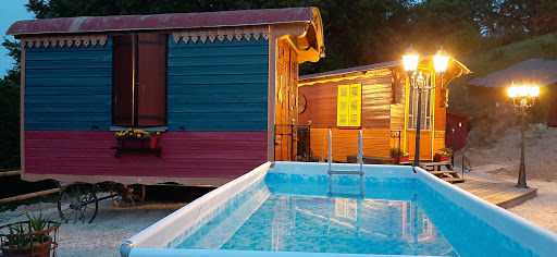 Photo de Camping Ariège Parc Audinac les Bains / Camping Ariege Pyrenees avec piscine à Montjoie-en-Couserans (09200)