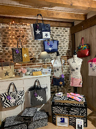 Photo n°9 de LA MALLE ACABAS à Cintegabelle (Magasin de sacs et bagages)