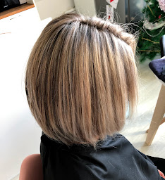 Photo n°33 de Lucie G coiffure à domicile à Vallet (Salon de coiffure)