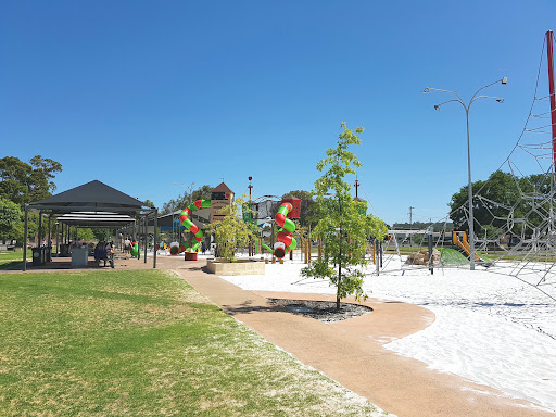 Apple Fun Park - Thumbnail