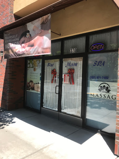 Blue Moon Spa - Thumbnail
