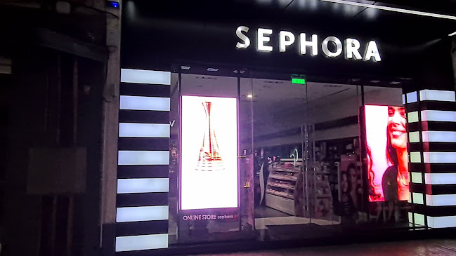 SEPHORA LARISA