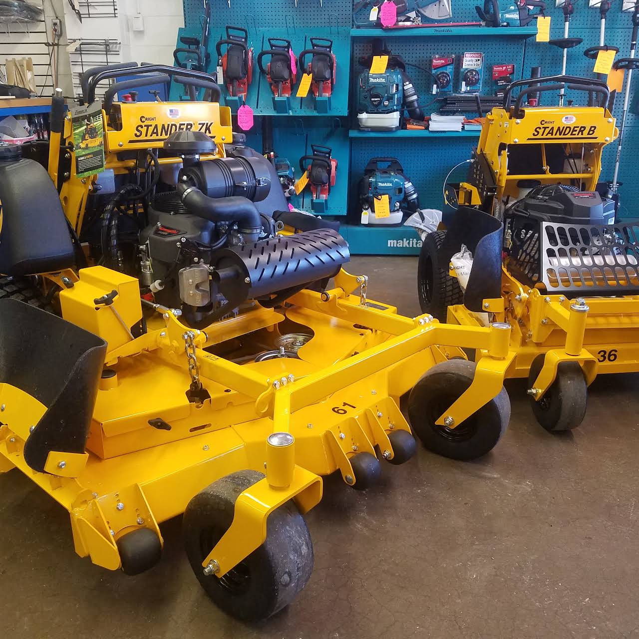 Carpenter's Lawn and Garden Lawn Mower Store in Springfield
