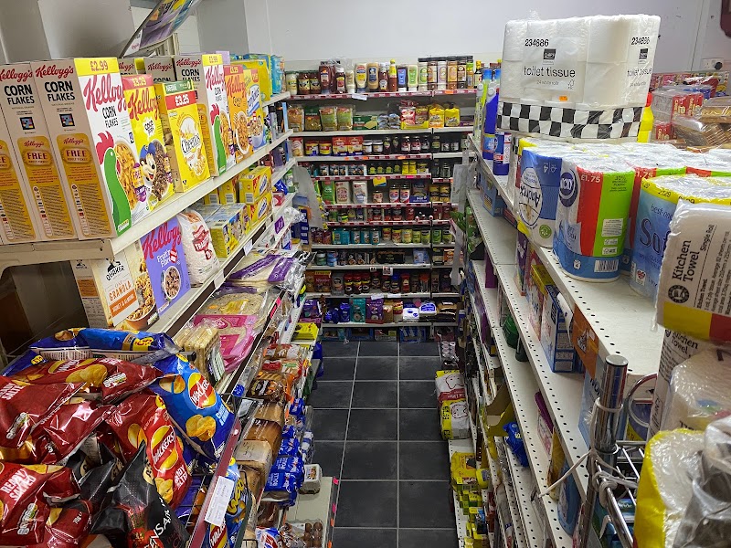 Makda News and Convenience Store photo 2