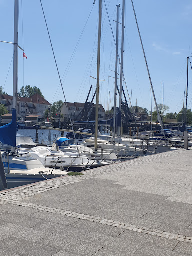 Backfischbude - Thumbnail