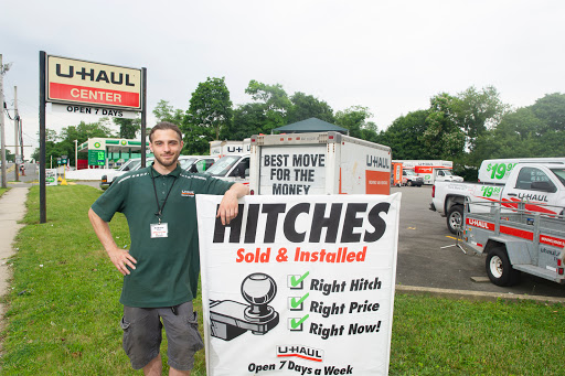 U-Haul of E Islip Gallery - United States