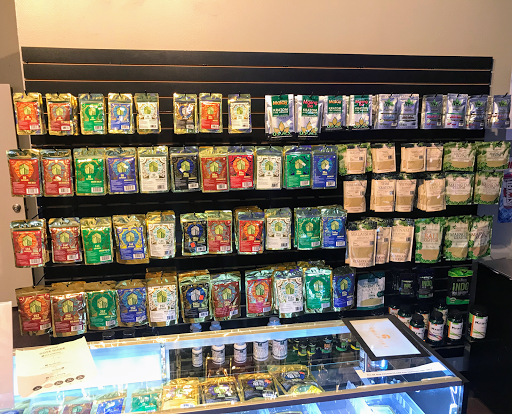 Smoke & Vape Gold Spot | Lost Mary | Orion | Geek bar | Kratom | Delta | Snoopy |