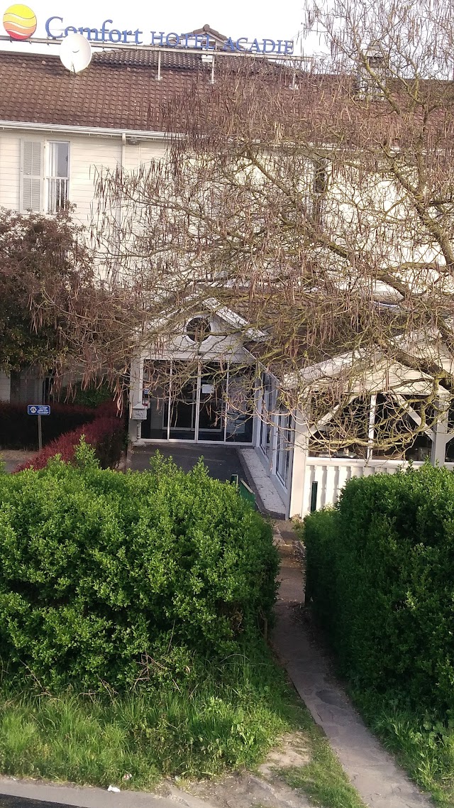 Hôtel Acadie Les Ulis