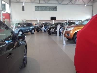 Photos of Nissan Fakto Center