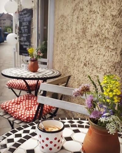 Mókusch kávézó és tortaműhely