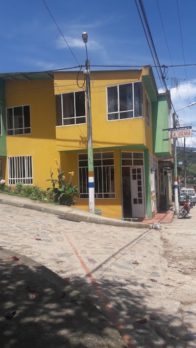 Photos of Almacen La Ceiba