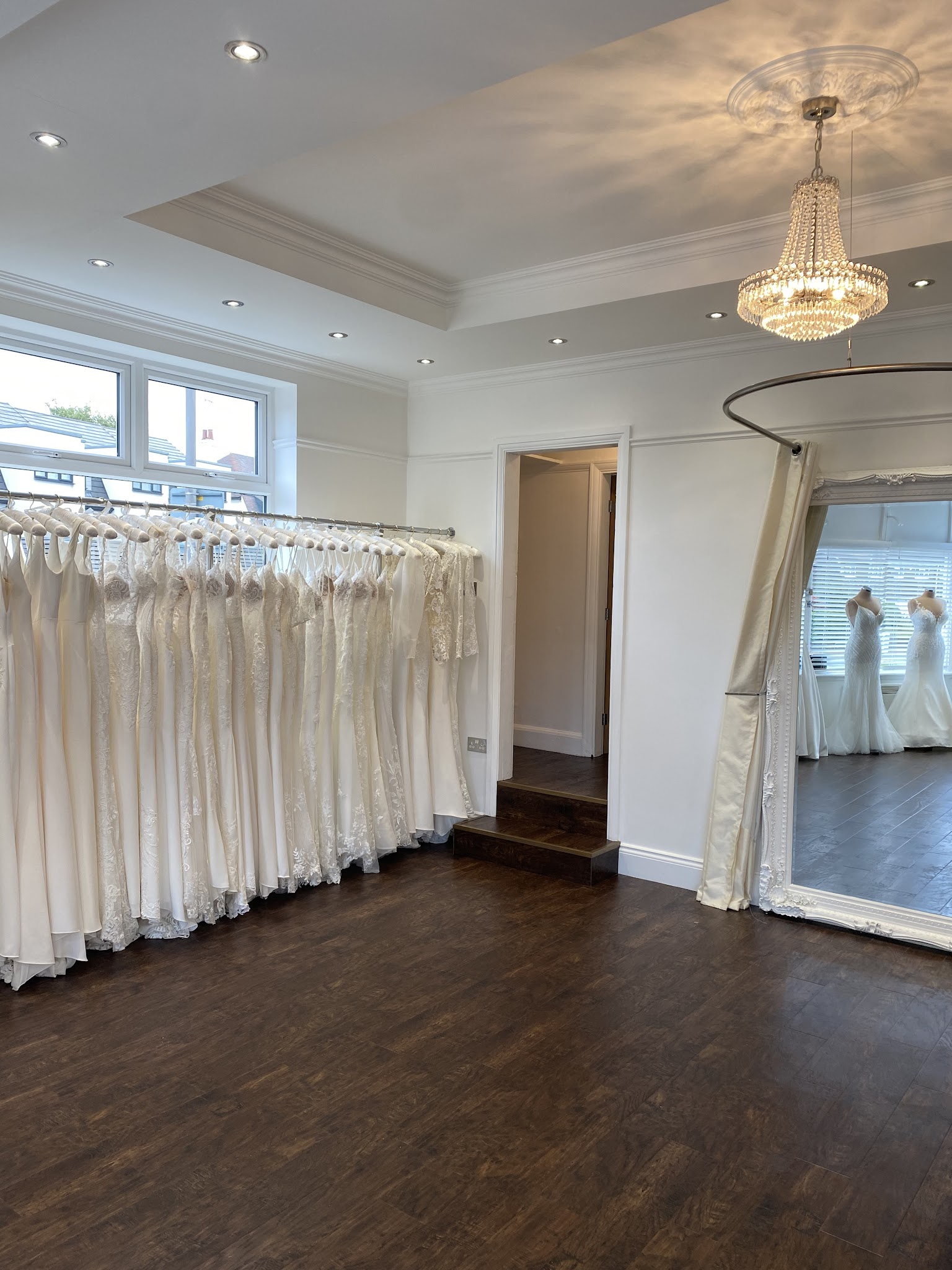 Bridal Suite - Woodthorpe, Nottingham - Bridal Fashion - photo 1