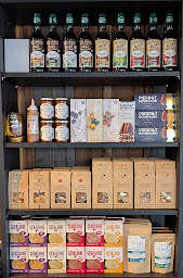 Photo n°10 de La Cafetière Cuivrée à Saint-Denis-de-Pile (Salon de thé)