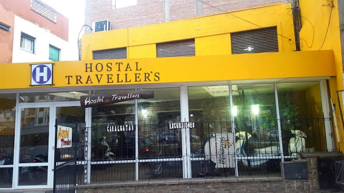 travellers hostel, Author: Maxi Paredes