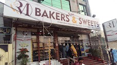 Rehman Bakers رحمان بیکرز اینڈ سویٹس gujrat