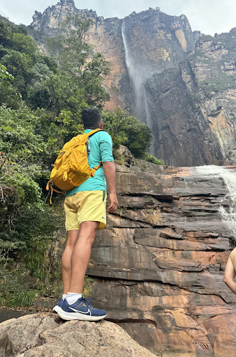 AAdventures - Visual