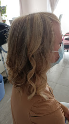 Photo n°18 de Les idées d'Aline à Sciecq (Salon de coiffure)