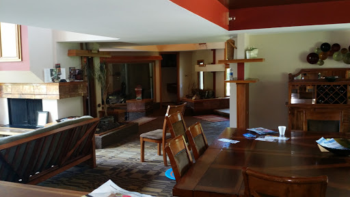Log Gables - Dresser House - Thumbnail