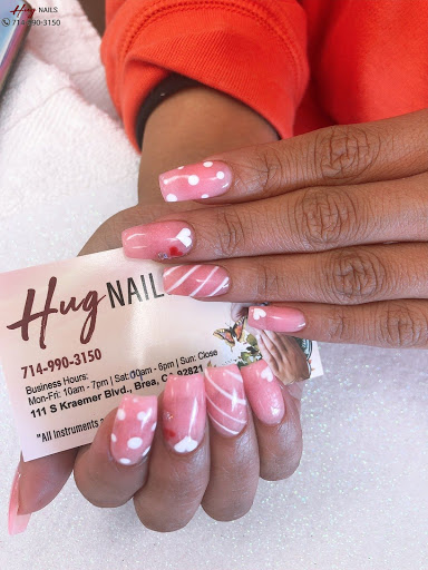 Hug Nails - Thumbnail