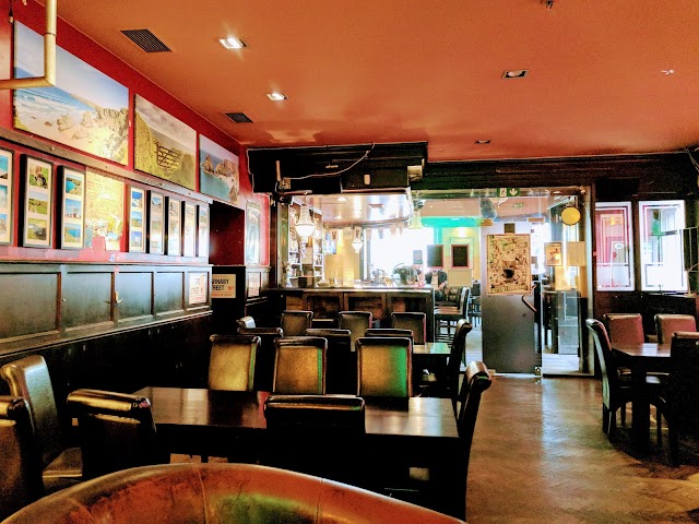 THE LIZARD Pub & Billiards