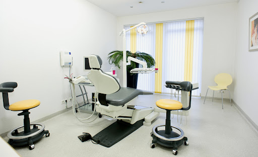 Dentist Samir Youssef - Thumbnail