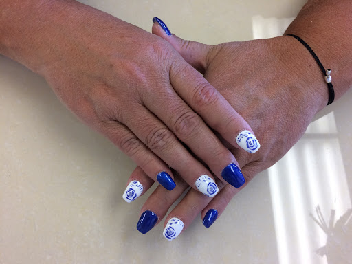 Maya Nails Spa Professional Nails Care - Thumbnail